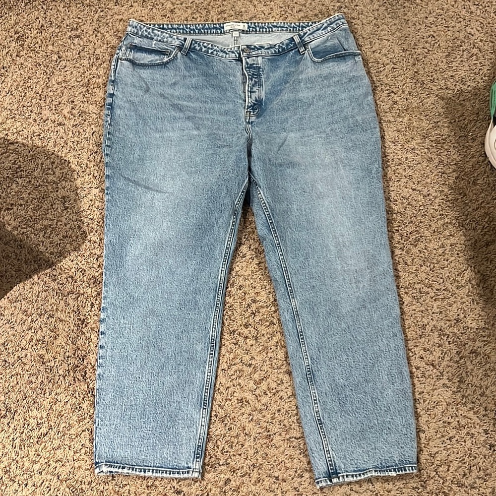 NWOT Abercrombie mom jeans